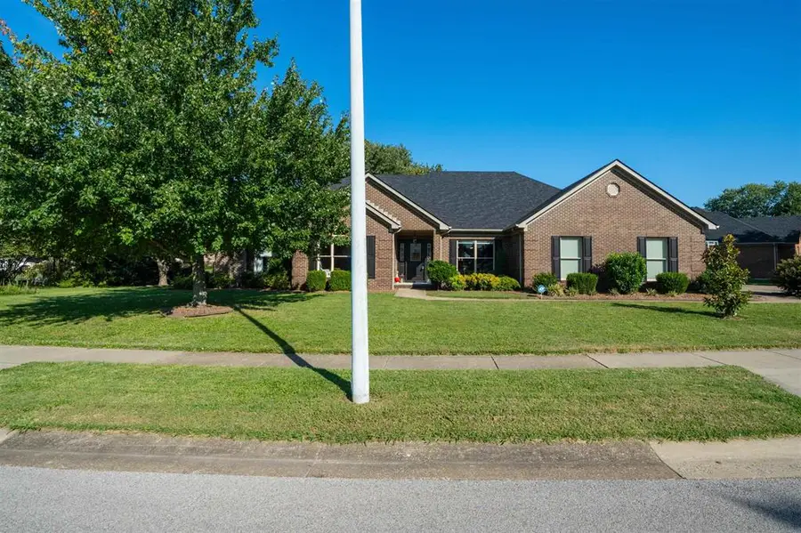 2552 Hillbrooke Pkwy, Owensboro, KY 42303 - #2