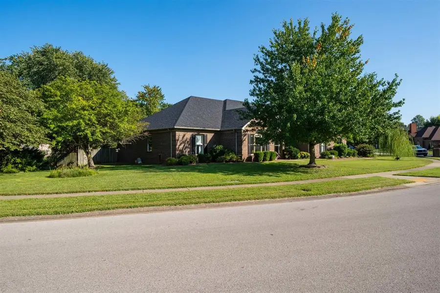 2552 Hillbrooke Pkwy, Owensboro, KY 42303 - #3