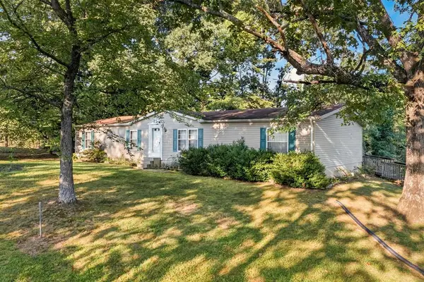 6857 HWY 144, Hawesville, KY 42348