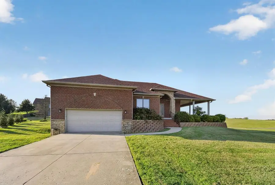 1735 Sterling Valley Dr, Owensboro, KY 42303 - #3