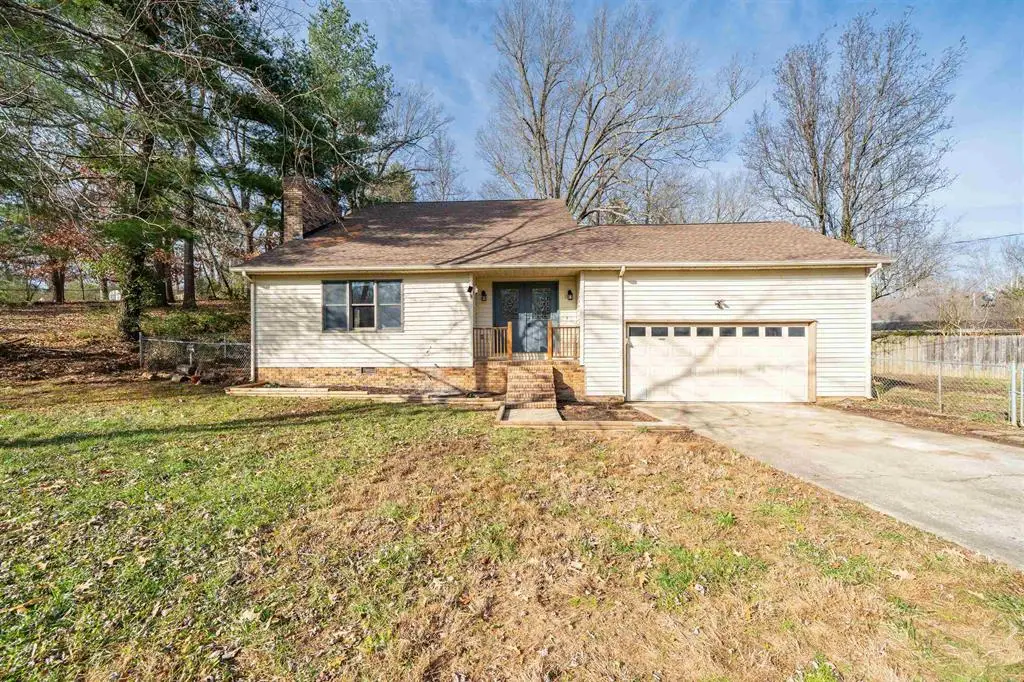 155 Woodlawn Ct, Madisonville, KY 42431 - #1