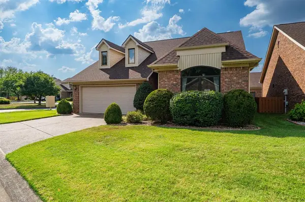 851 Live Oak Pl, Owensboro, KY 42303