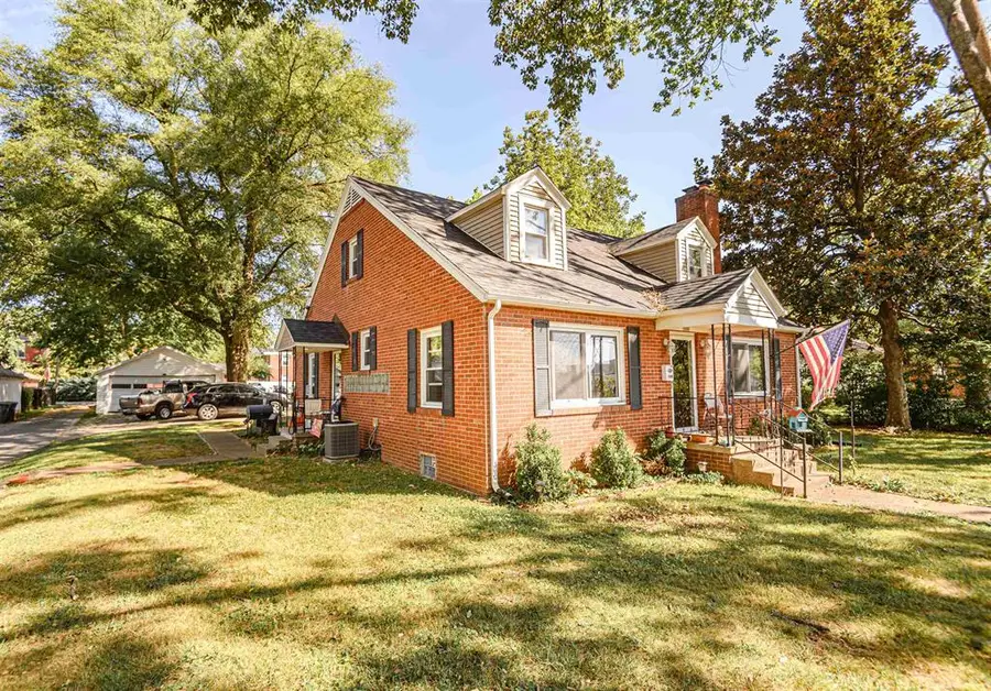 119 W 17th Street, Owensboro, KY 42303-3722 - #2