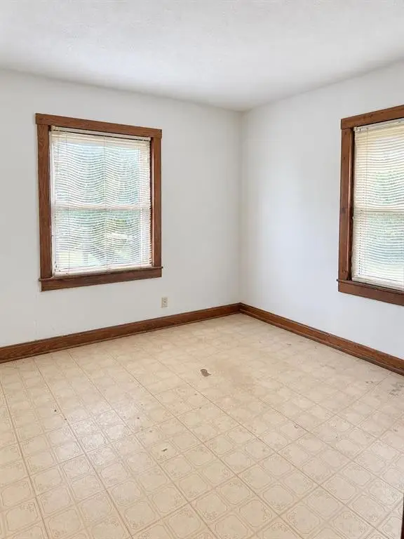 6561 Curdsville Delaware Rd, Owensboro, KY 42301 - #3