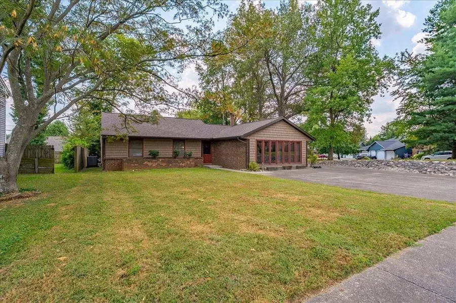 3337 Meadowlands Dr, Owensboro, KY 42303-6442 - #2