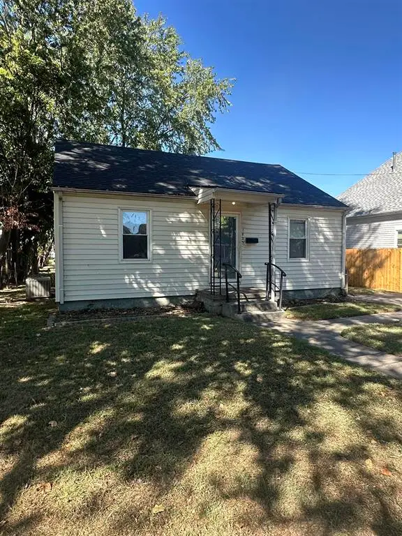 1823 W 3rd Street, Owensboro, KY 42301 - #1