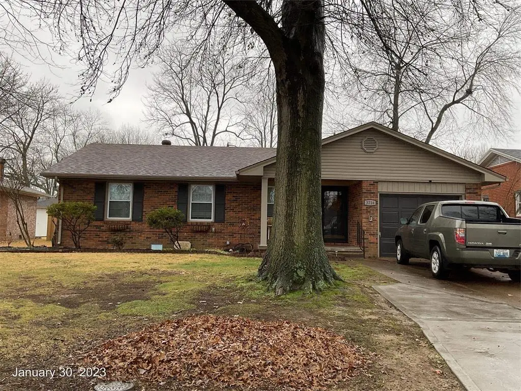 3216 Queens Way, Owensboro, KY 42031-5929 - #1