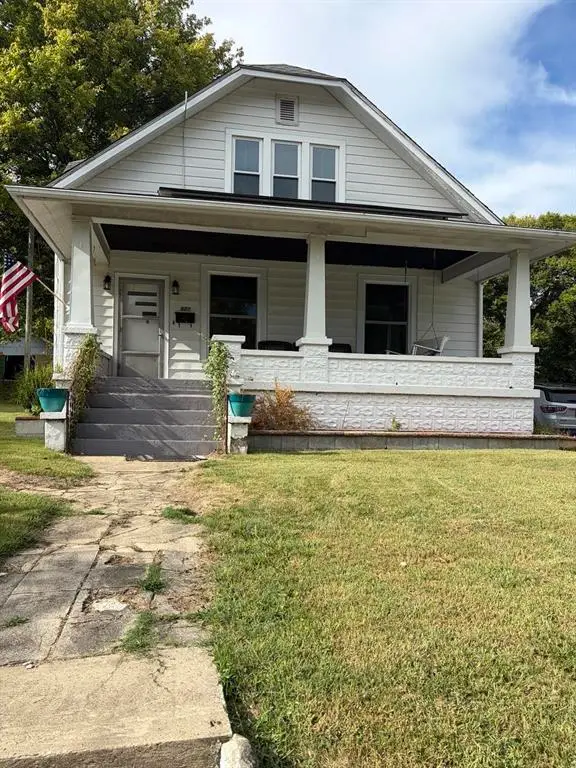 521 E Broad St, Central City, KY 42330 - #2