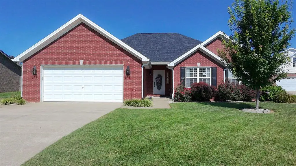 4921 Diamond Dr, Owensboro, KY 42303 - #1