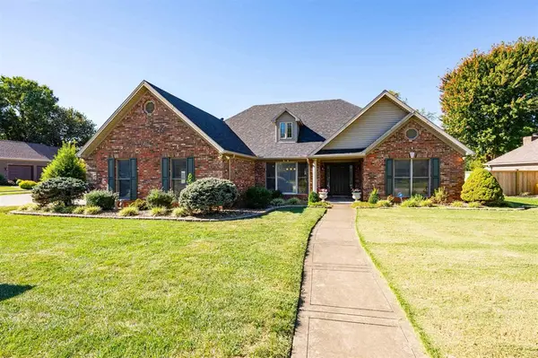2678 Hillbrooke Pkwy, Owensboro, KY 42303