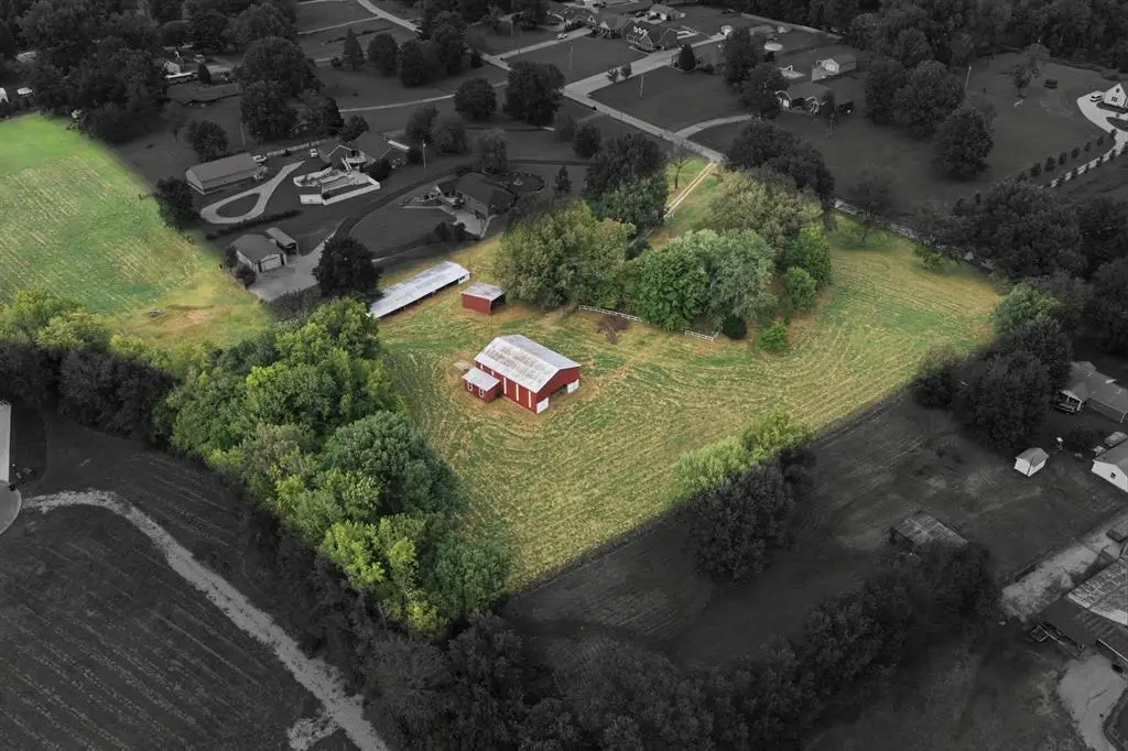 4990 Newbolt Rd, Owensboro, KY 42303 - #1