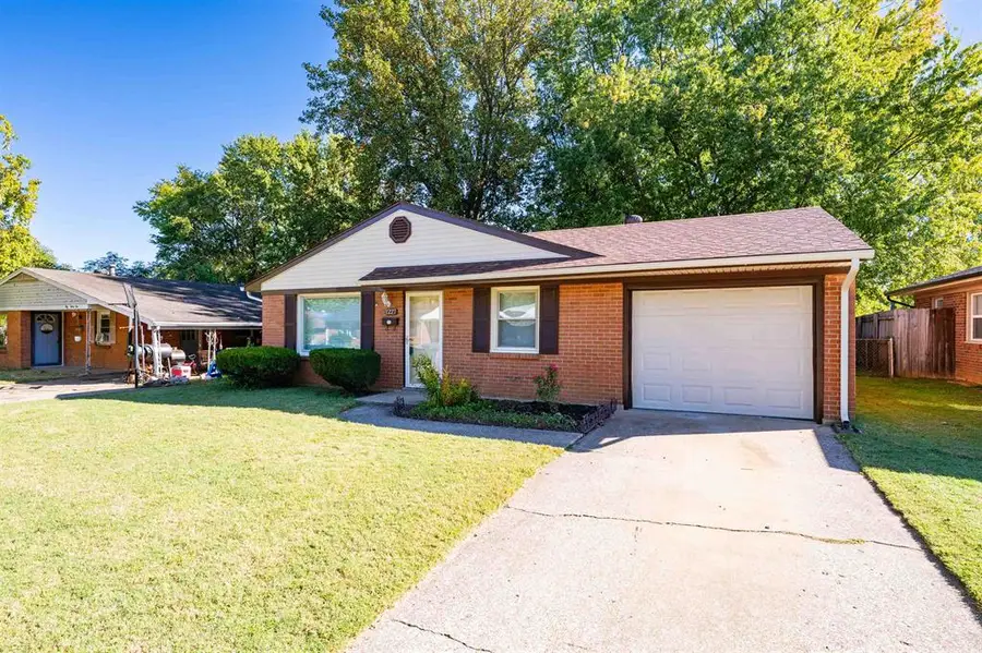 1227 Holly Ave., Owensboro, KY 42301 - #3