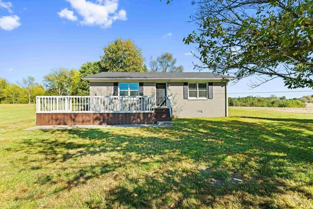 999 Oakwood Dr, Hartford, KY 42347 - #1