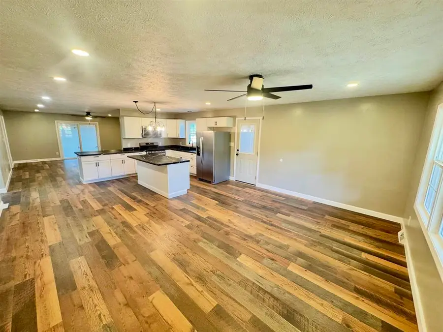 9040 Hwy 231, Utica, KY 42376 - #2