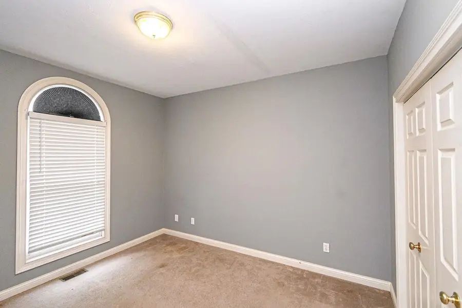 4005 Pine Lake Ct., Owensboro, KY 42303 - #3