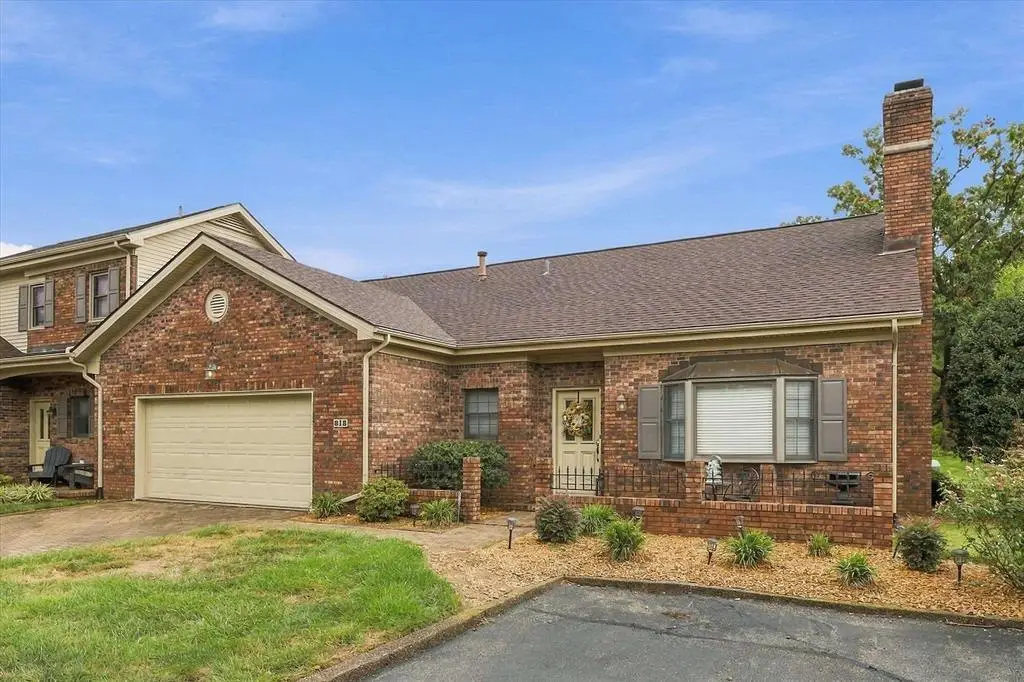 818 Live Oak Place, Owensboro, KY 42303 - #1