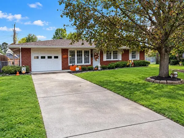 2262 Hoop Jr. Ct., Owensboro, KY 42301
