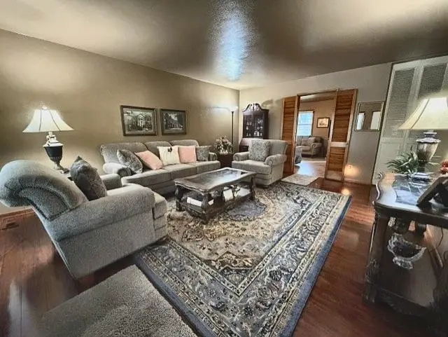 2262 Hoop Jr. Ct., Owensboro, KY 42301 - #3