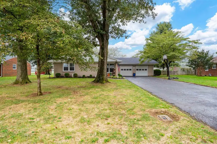 2140 Woodland Drive, Owensboro, KY 42301 - #2