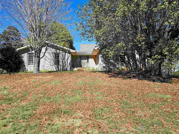 140 Morgantown Road, BROWNSVILLE, KY 42210