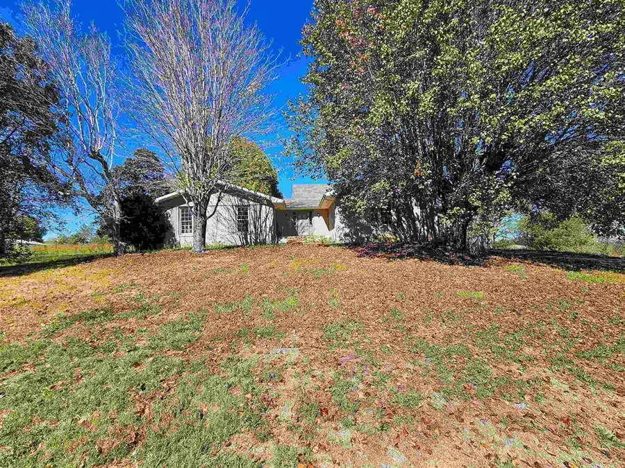 140 Morgantown Road, Brownsville, KY 42210 - #2