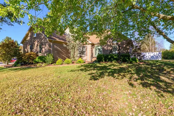 206 Grandview Drive, Hartford, KY 42347