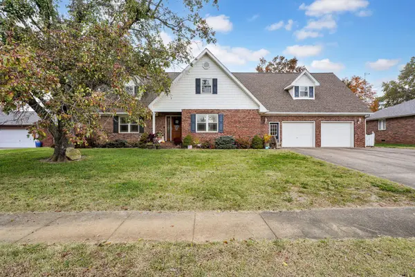 628 S Berry St., Morganfield, KY 42437