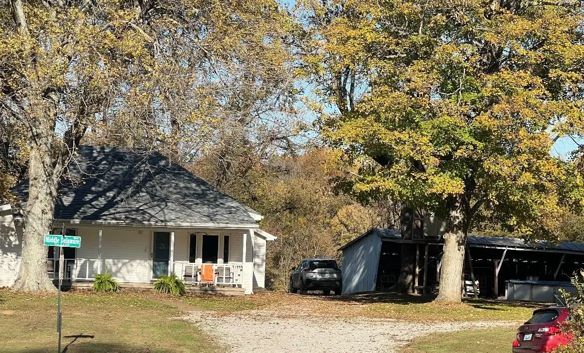 19095 Upper Delaware Road, Henderson, KY 42420 - Image #1