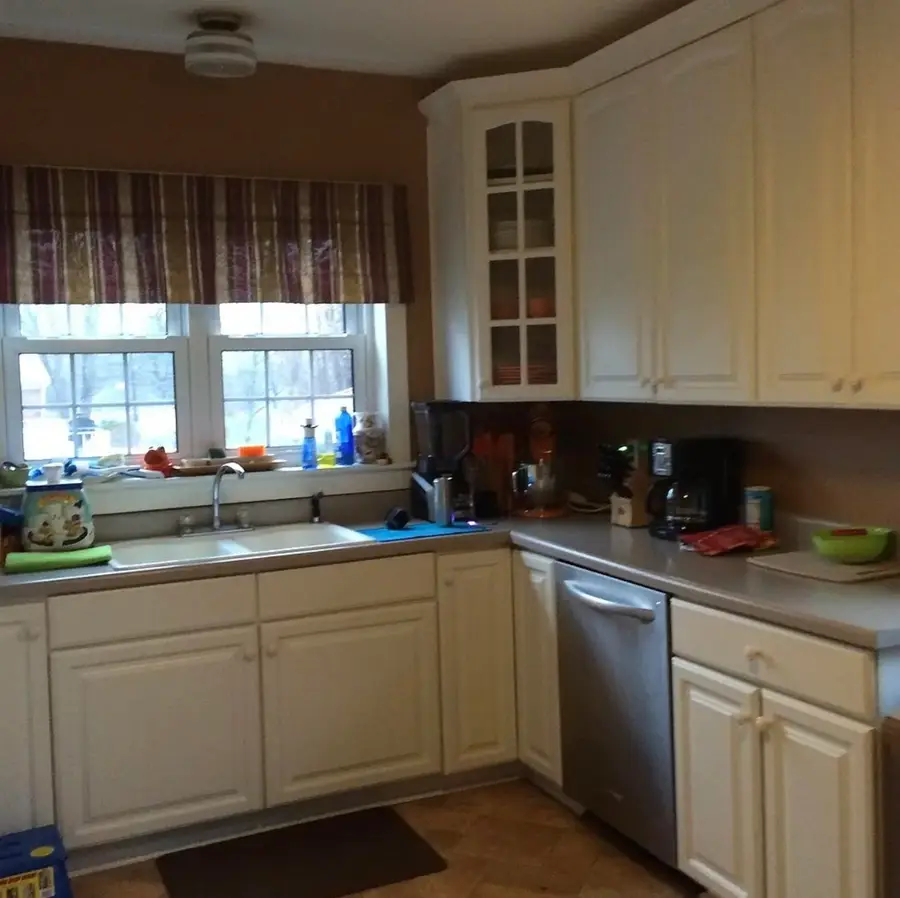 519 E Main St, Morganfield, KY 42437 - Image #3