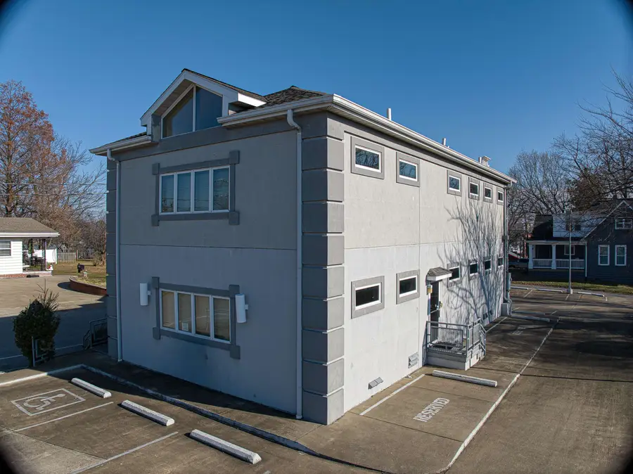 1228 N Elm Street, Henderson, KY 42420 - Image #3