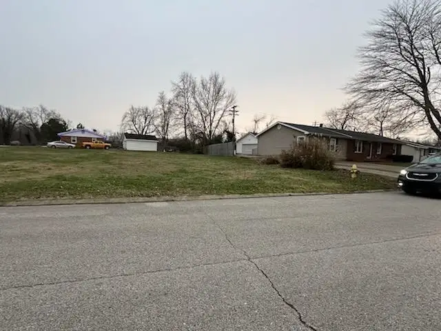 604 Winchester Rd, Henderson, KY 42420 - Image #2