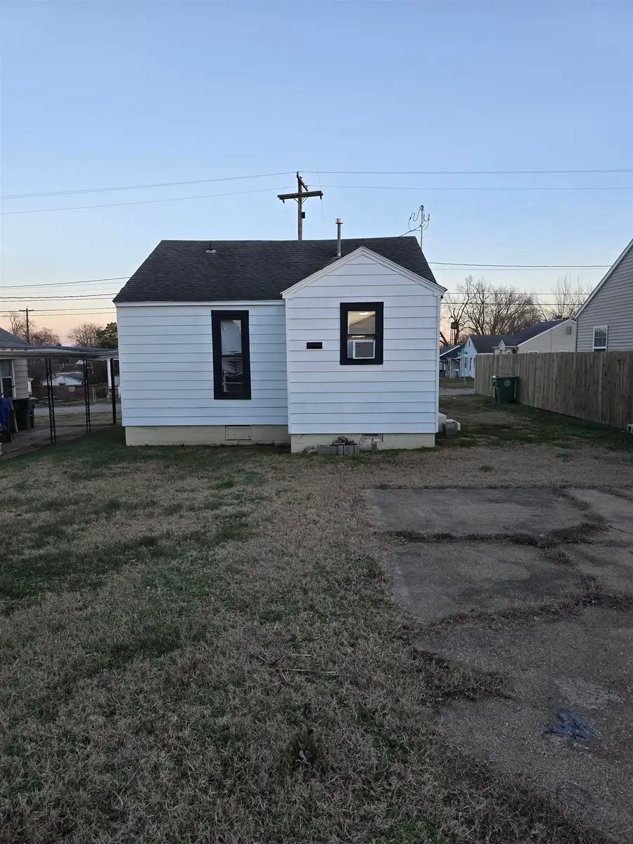 805 Letcher St., Henderson, KY 42420 - Image #2