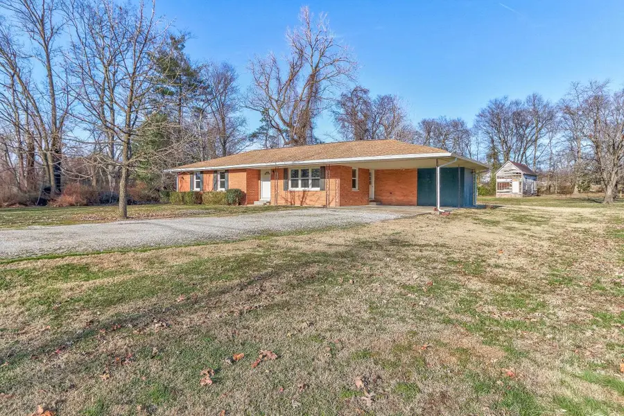 6247 HWY 136 W, Waverly, KY 42462 - Image #2
