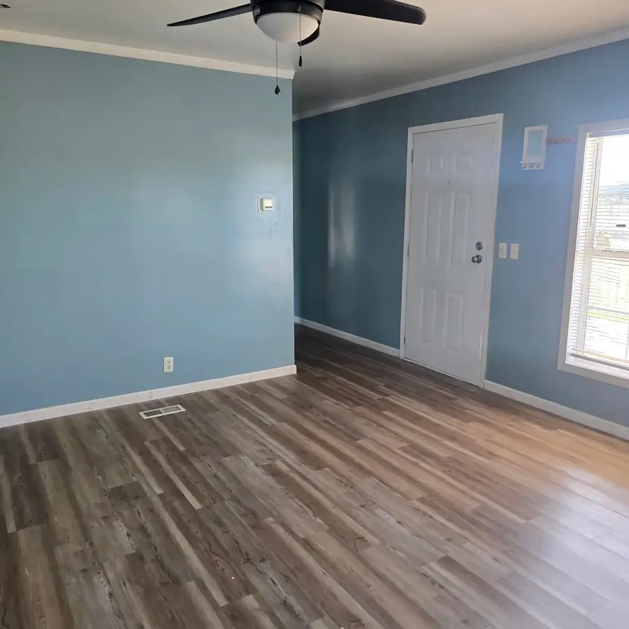 806 Gravel Pit Rd, Sebree, KY 42455 - Image #2