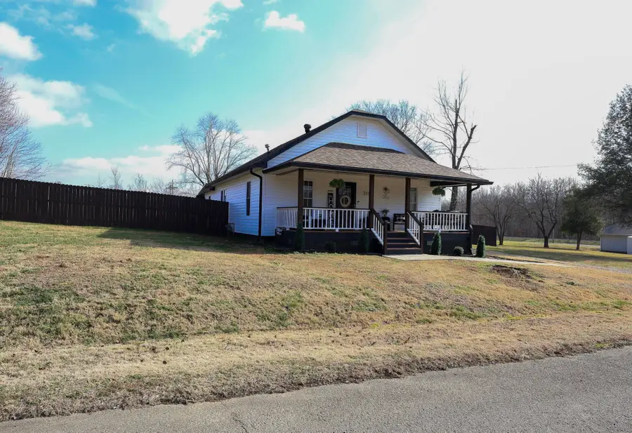 311 Washington Avenue, Providence, KY 42450 - Image #2