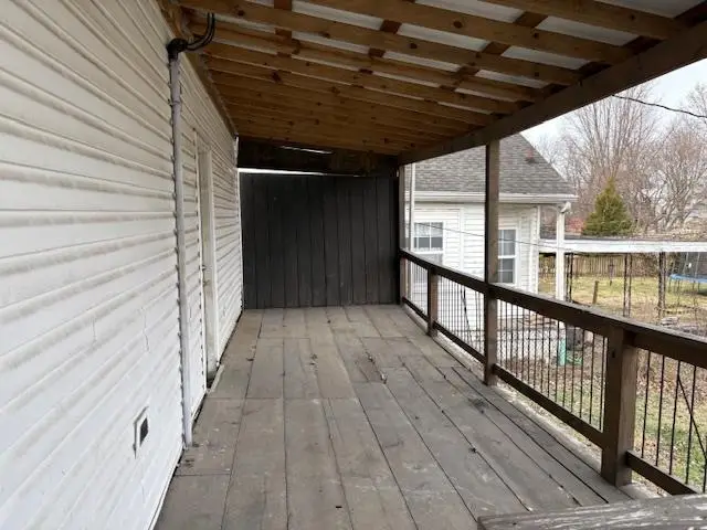 633 Center Street, Henderson, KY 42420-3250 - Image #3