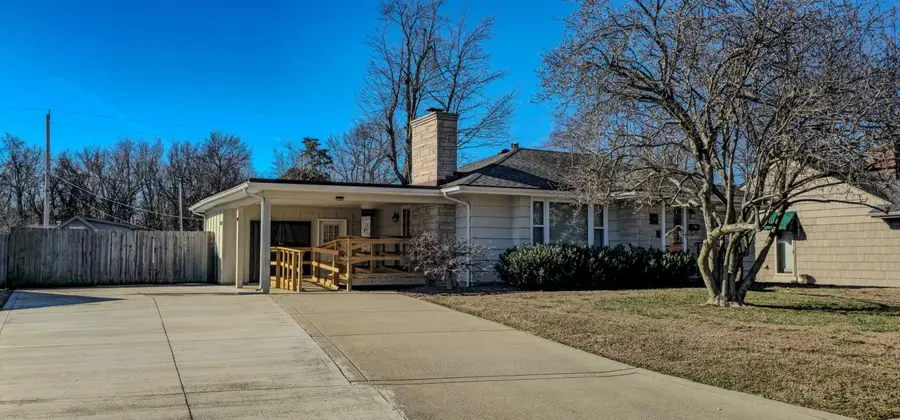 618 Blue Grass Drive, Henderson, KY 42420 - #3