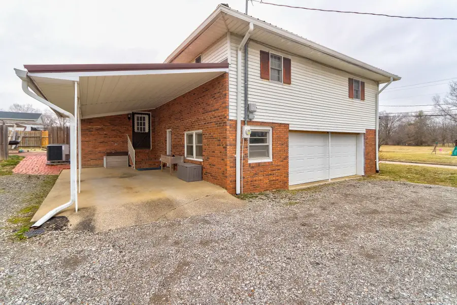 6134 HWY 136 W, Henderson, KY 42420 - #3