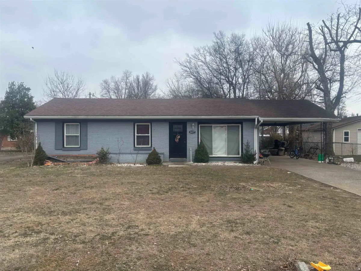 2027 Jamerson Dr, Henderson, KY 42420 - #1