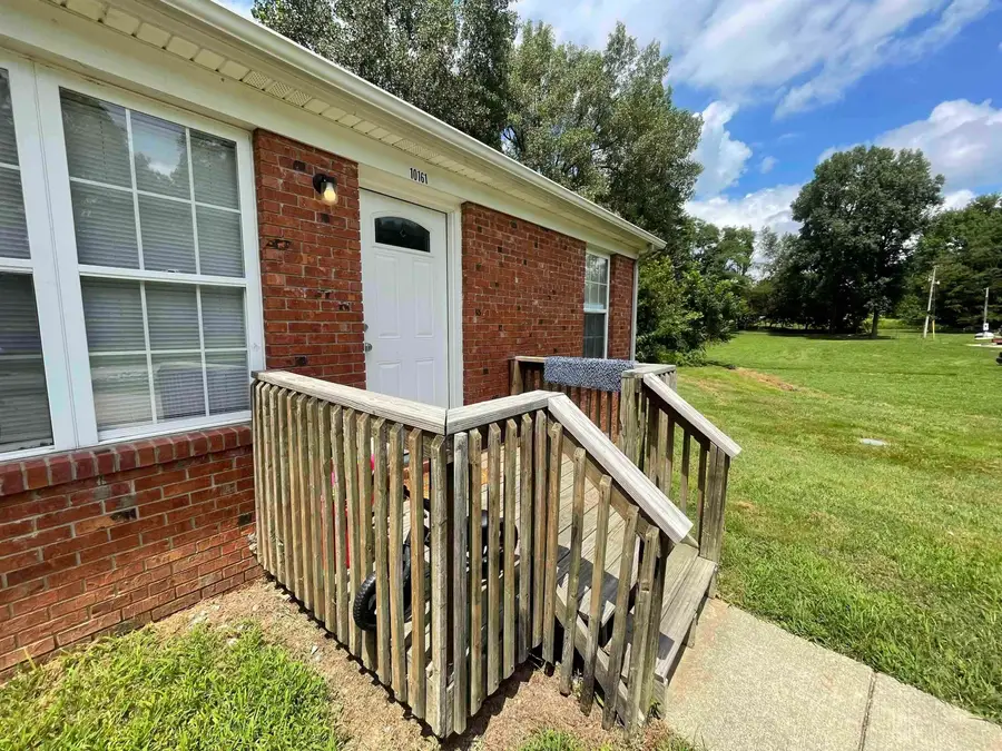 10161 HWY 136 E, Henderson, KY 42420 - #3