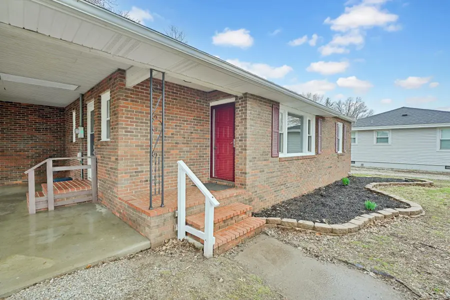 6 Willow Dr., Henderson, KY 42420 - #3