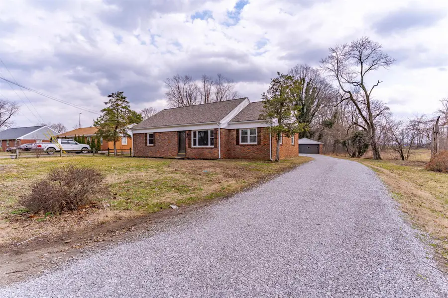 2126 Old Madisonville Rd, Henderson, KY 42420 - #3
