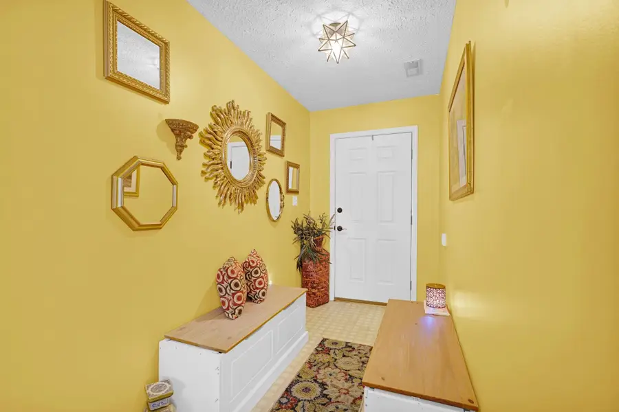 236 Lakewood Dr, Owensboro, KY 42301 - #3