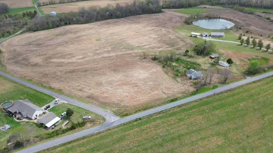 3162 Chapel Hill Rd, Marion, KY 42064 - #3