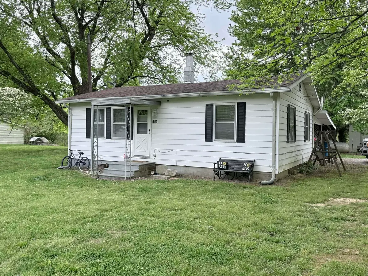 603 Vayden St, Corydon, KY 42406 - #1