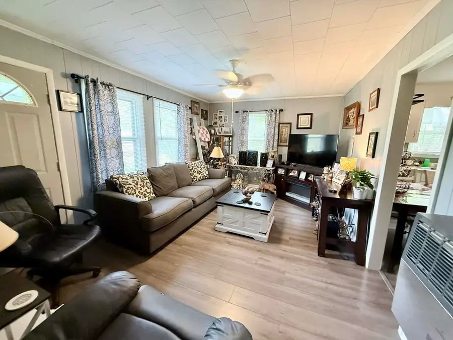 603 Vayden St, Corydon, KY 42406 - #3