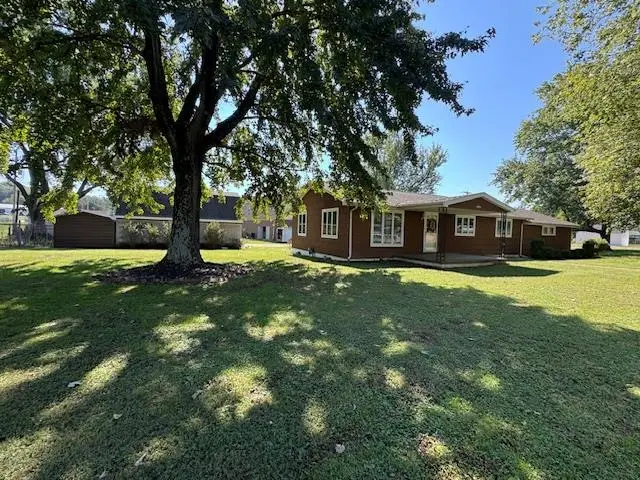 3054 Elmwood Dr., Henderson, KY 42420 - #3