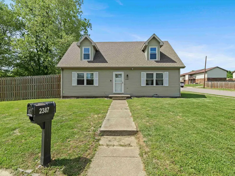 2387 Terrace Ct., Henderson, KY 42420 - #2