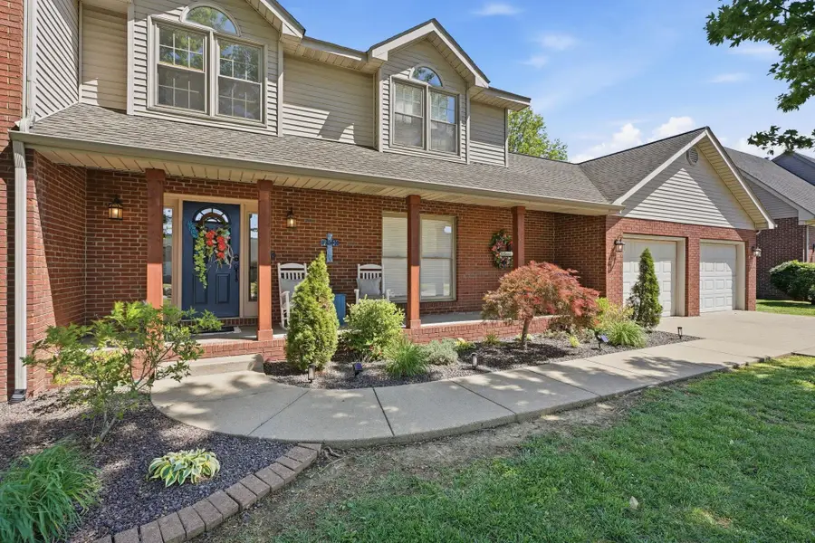 4002 Denise Dr, Henderson, KY 42420 - #2