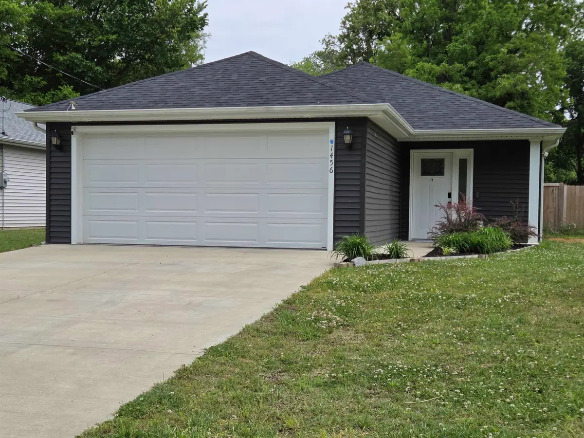 1456 Fairground Ln, Henderson, KY 42420 - #1